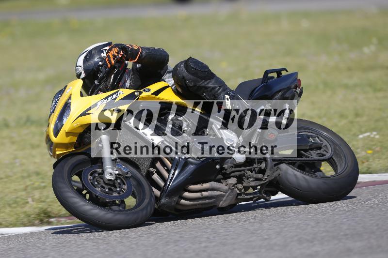 /10 20.04.2026  Pluess Moto Sport ADR/Freies Fahren/88